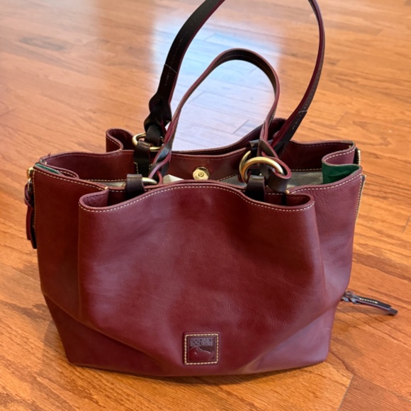 Dooney and Bourke Florentine Zip Barlow - Picture 2 of 9